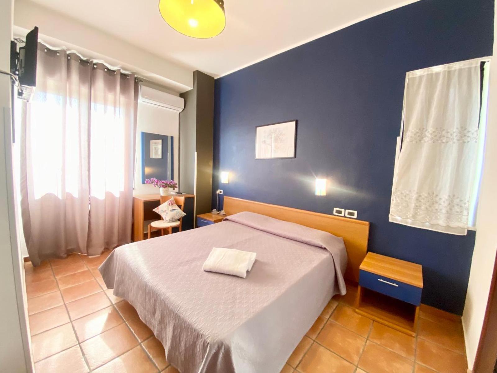 Hotel Praja Mare Прая а Маре Екстериор снимка